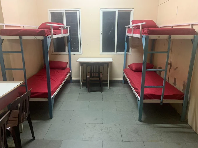 Azam Campus Hostel - VEDA College Pune